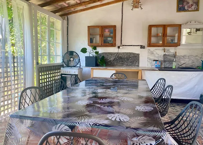 Σπίτι διακοπών Large Family In Mediterranean France Tourbes